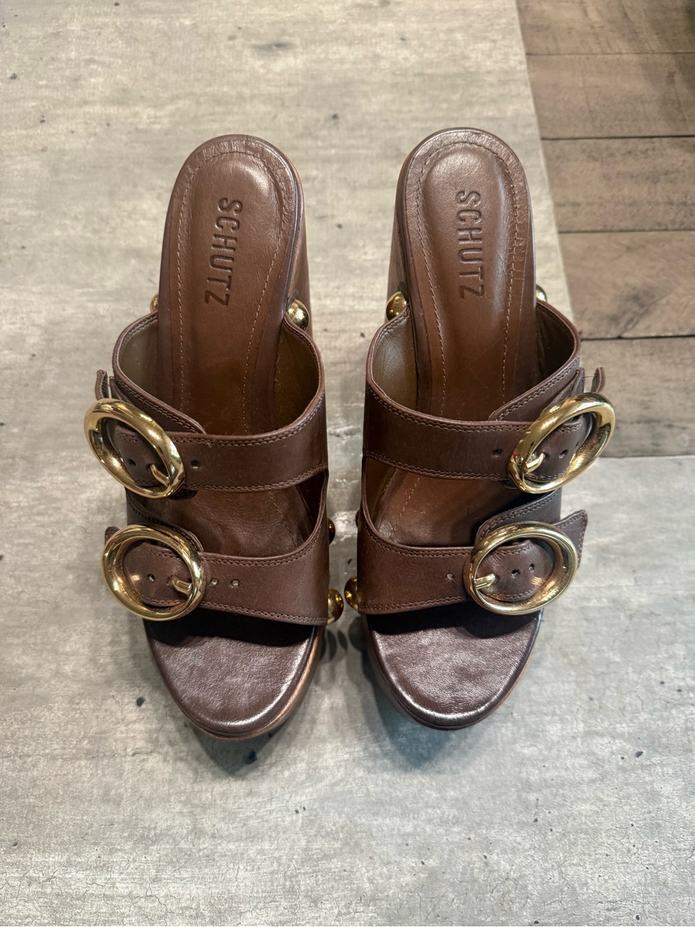 SCHUTZ Juno Brown Leather Platform Slide Sandals with Gold Accents - Picture 12 of 12